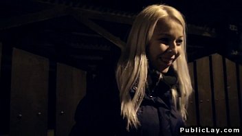 Preview 1 of Mom And Unty Sex - Sexy Czech masseuse fucking in her studio