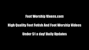 Preview 3 of Sari Elbiseli - Sadie makes Bella worship her feet