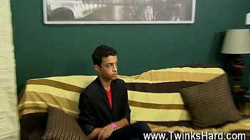 Preview 2 of Cogiendo Y Hablando - Gay movie of The youthful Latino guy heads over to witness a movie, 