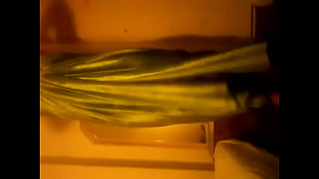 Preview 3 of Amirekn Hot Sexxx Mom - Dancing Queen Veiled in Green.