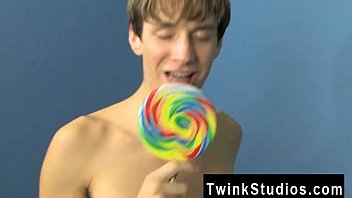 Preview 3 of Oil Sex Missage Jepang - Hot gay scene Nathan Stratus ordered a ample package and it finally