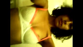 Preview 1 of Hole Hunter Cnfm - Jocy plays for her bf