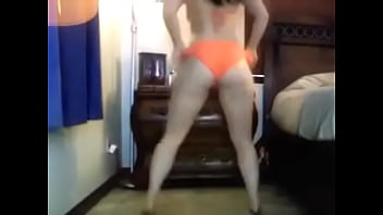 Preview 1 of Gianna Nicole Twerking - capturedvideo.MOV