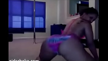 Preview 2 of Big Tits Asian Mature - bandz make her dance