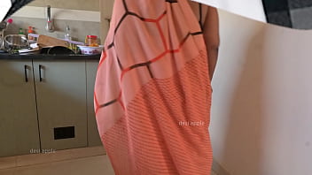 Preview 1 of Xxxx Hd Vf Xxx - Tamil house owner jerking dick infront of maid sasikala in kitchen
