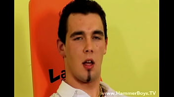Preview 1 of Turma Da Escola Fazendo Fila - Big cum - Martin Beno from Hammerboys TV