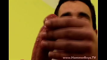 Preview 4 of Turma Da Escola Fazendo Fila - Big cum - Martin Beno from Hammerboys TV