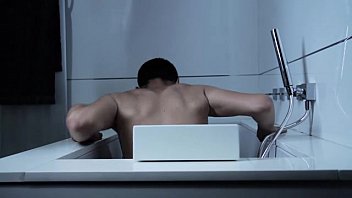 Preview 3 of Big And Samll - spanish gay love 7 minutes (eng sub)