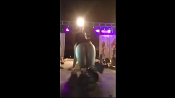 Preview 3 of Heiry Cating - Fabi Martinez bailando
