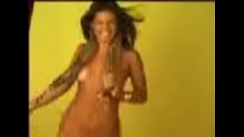 Preview 3 of Girls Inaian - Andreia Nua segurando a cobra
