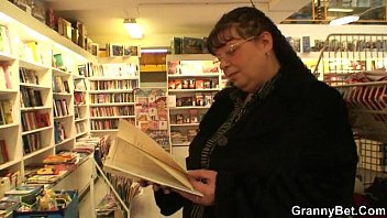 Preview 1 of Panic Old Movies - He picks up busty bookworm woman