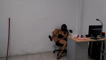 Preview 3 of Czech Pool Cabins Sex - Stepmother opens her pussy in her stepson&#039_s room and cums