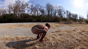 Preview 3 of Silipig Beeg - Thong bodysuit - walking the docks