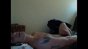 Preview 1 of Anal Teen Gets - Sarado tatoado gozando no skype