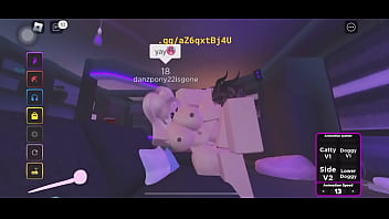 Preview 4 of Xxxii Boy Or Boy - BlondeLatina having sex with boyfriend