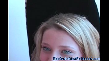 Preview 1 of 13 Yeris - Pantyhose lovers pleasuring theirselves