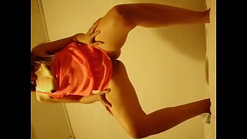 Preview 3 of Sell Wife To Two Men - NANA-diananana198003-BAILANDO PARTE 7