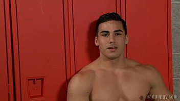 Preview 2 of Xxx40 Mint - Terry Loo