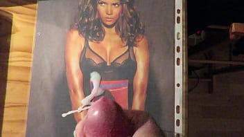 Preview 4 of Bangalle Xxx - My tribute to the very beautiful Halle Berry !!