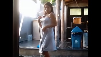 Preview 2 of Mandy Flores Brother Hijack Prom - chavita en baile SUPER EXITANTE