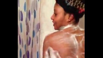 Preview 4 of Wif Arabe - trim.B5C6DA68-5EC0-4F4E-B160-E28601495DF2.MOV