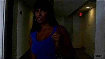 Preview 1 of Xn Diesi Fuck Vff - Paola is an amazon goddess with BJ lips