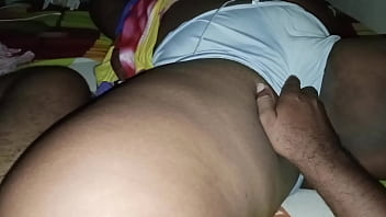 Preview 4 of Topjason - Meu padrasto faz cafun&eacute_ na minha bucetinha gorda