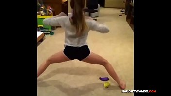 Preview 4 of Mamas Und Soon - Best White Girl Twerk Compilation 2014 homemade sexy