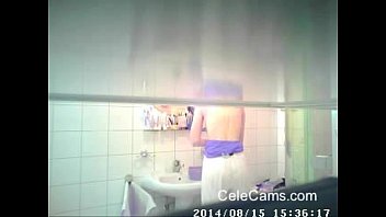 Preview 2 of Krina Kapoor Sex Vdio - Hidden Cam. ( . )( . ) washing. (new)