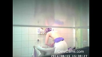 Preview 4 of Krina Kapoor Sex Vdio - Hidden Cam. ( . )( . ) washing. (new)
