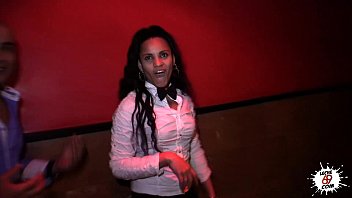 Preview 2 of Simone Sonay Slave - Nos follamos a la cocinera de un puticlub