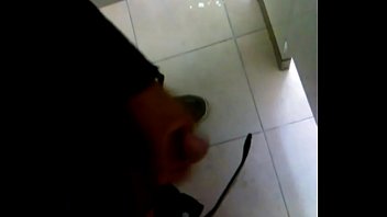 Preview 1 of Hot Hot Xxx Movis - Jalandomela en los ba&ntilde_os del trabajo