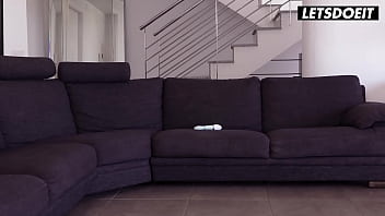 Preview 1 of Srxy India Blu Film - Hot StepSisters Carolina Abril and Tiffany Tatum Know How To Please Each Other&#039_s Pussies - A GIRL KNOWS