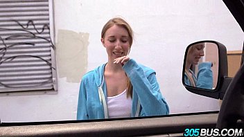 Preview 3 of Gigant Cock Anal Milf - Ho teen blonde fucked in the 305bus Riley Reynolds.1