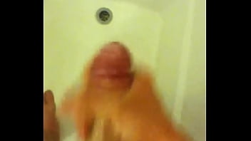Preview 1 of Tupsy - Jerking off in the tub