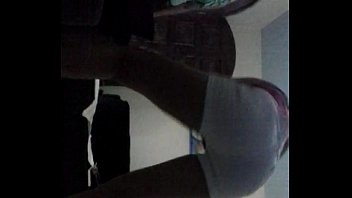 Preview 2 of 3gp 10inch Big Cock Vid - Larissa Rodrigues e Michele Viana descendo na pika