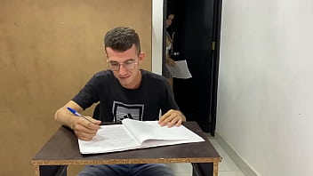 Preview 1 of Horse And Sexy Womem Sex Videos - seduzco a mi profesor para que me suba las notas y le doy mi peque&ntilde_o co&ntilde_o