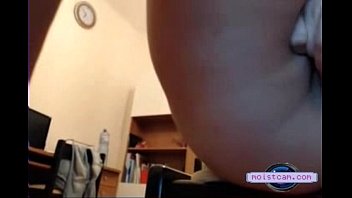 Preview 3 of Lana Rhodas Porno - [moistcam.com] Cute teen drills her tight hole close up! [free xxx cam]