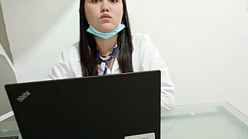Preview 1 of Xxx Wed Com - Mi Sexy Doctora Me Ayuda Con Mi Grave Problema De Eyaculaci&oacute_n Precoz
