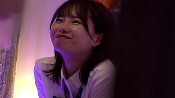 Preview 2 of Mom E Filho - part1 【ガチ恋注意！！なんちゃって美女J○】月収100万以上？！超売れっ子嬢から学ぶ色恋術！！パイパンま○こがめちゃエロいミニマムボディに中出しアリの濃厚2発射！！
