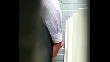 Preview 4 of Big Booty Arch - spying in men&#039_s restroom