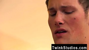 Preview 2 of Boy Im Your - Hot gay scene It&#039_s a classic porno scene: a super-hot pizza delivery