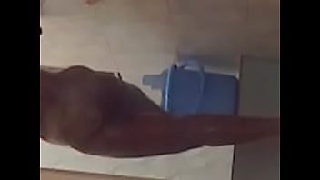 Preview 1 of Hijab Girl Webcam Chaturbate - Video0006BATHING LADY