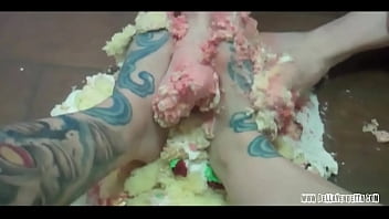 Preview 3 of Jabardasti Fuked - Bella Vendetta &amp_ Julie Simone Foot Cake Sex