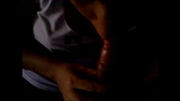 Preview 2 of Mom Spying Handjob - Putinha rabuda dando pra amante