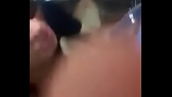 Preview 2 of 65 Janei - Vadia pagando boquete em festa em 3!