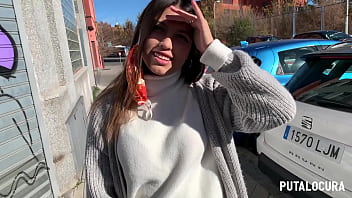 Preview 2 of Xesyvideo Had - PutaLocura - La preciosa colombiana Camila Palmer es pillada por Torbe y traga toda su lefa.