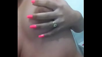 Preview 1 of Indian Anti In - prima pagando de peitinho