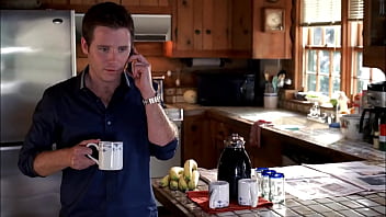 Preview 3 of Wife Fingering To Porn - Jenaveve Jolie and Bow Wow sex scene from Entourage S05E10 (Seth Green Day)