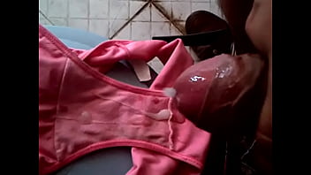 Preview 2 of Full Hd Full Porn Tube - eyaculando en su calzon de socorro